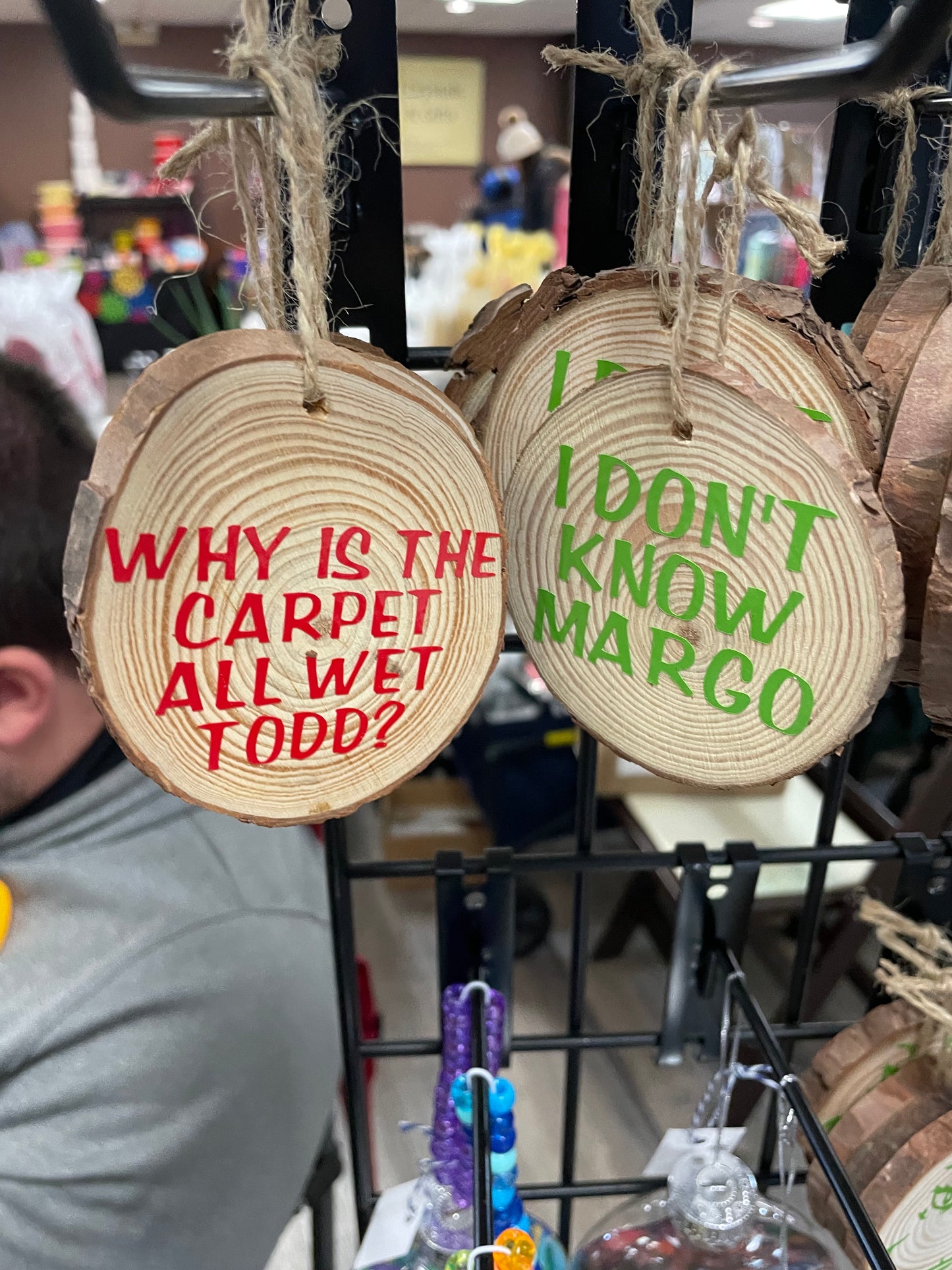 Carpet/IDK Margo Ornament set