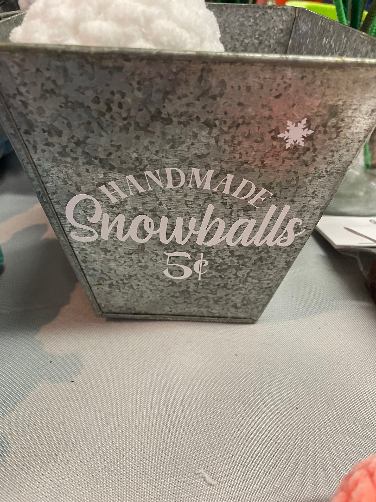 Handmade Snowballs Tin with Crochet Snowballs