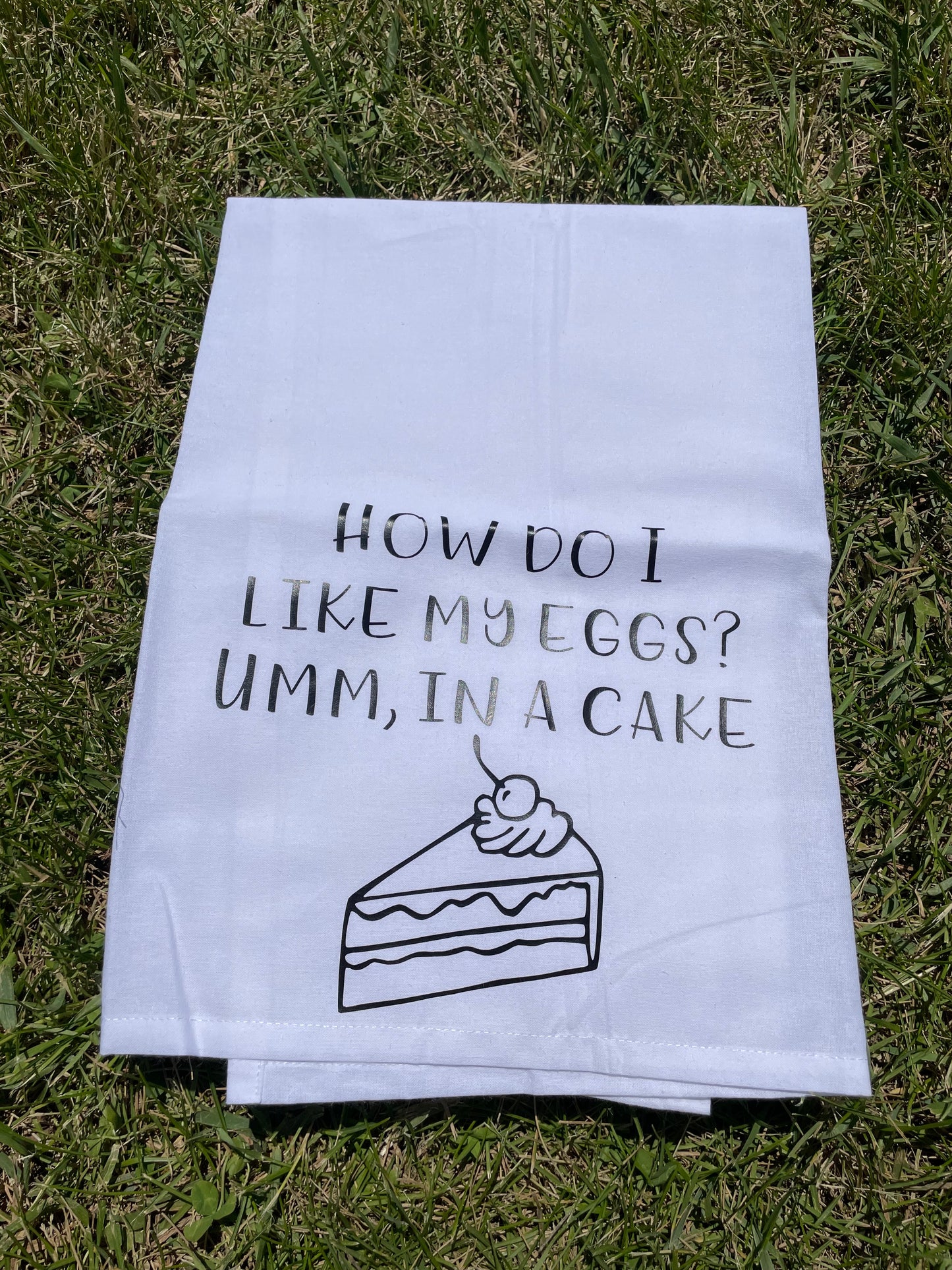 Eggs In Cake Towel